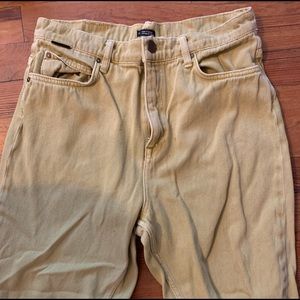 never worn, high waisted, green mom jeans from UO